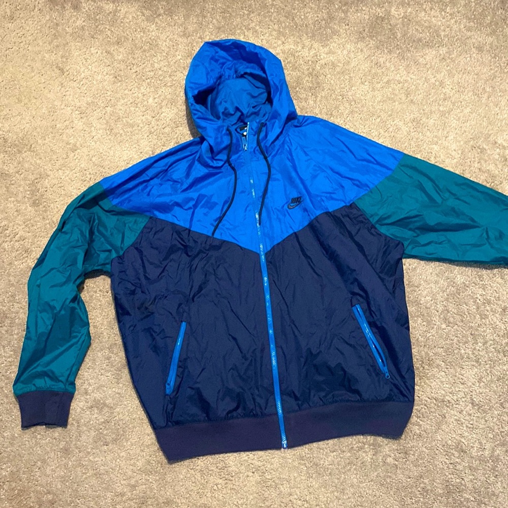 Nike Windrunner size XXL